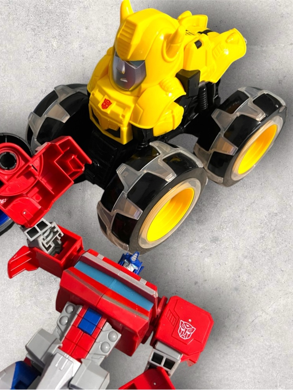 Transformers Trucks and Figure - Picture 2 of 4